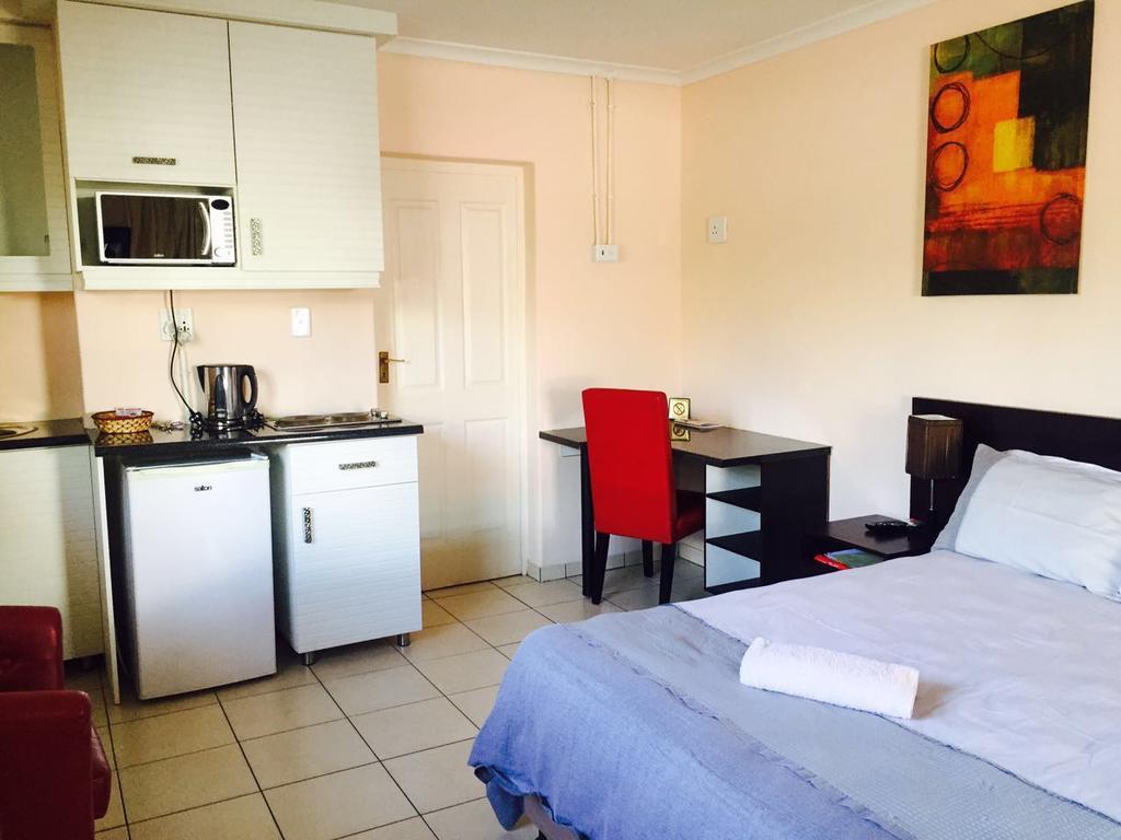 Logos Guest House Pietermaritzburg Eksteriør billede